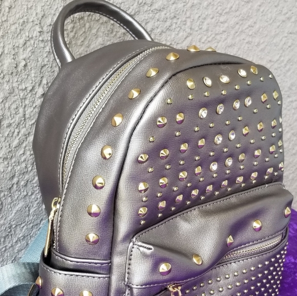 Backpacks - Picture 2 of 2